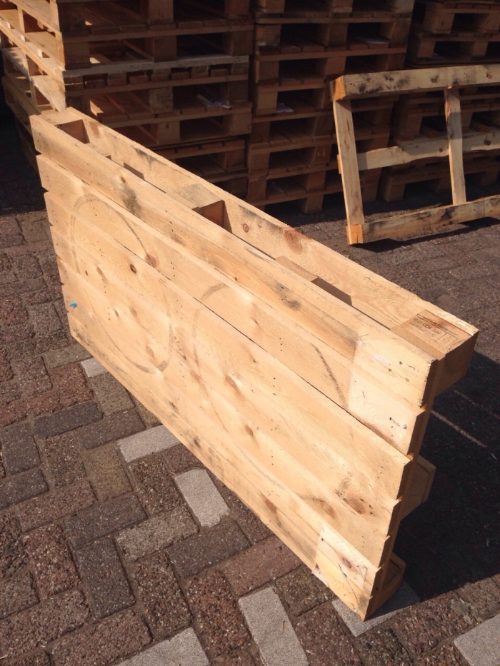 Montgomery spoor Strippen Pallets 82 x 145 cm Zwaar +/_ 800 stuks - PalletHandelaren.nl